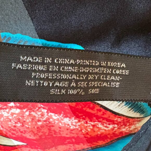 Echo 100% Silk Scarf Black Tropical Colorful Fish Print Fish Design Bright Color - Picture 9 of 9